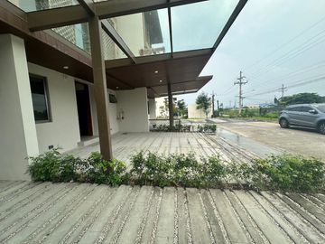 Brand New 3-Bedroom Townhouse For Sale at Sevina Park Villas, Binan Laguna near De La Salle Laguna, Broadfield and Laguna Technopark