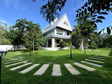 Peaceful Villa with Stunning Outdoor Space in Phuket
