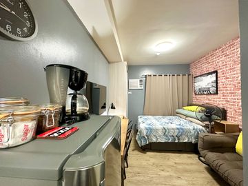 Upgraded Fully Furnished Studio Penthouse Unit For Sale at Stanford Suites 3 South Forbes Golf City, Silang, Cavite