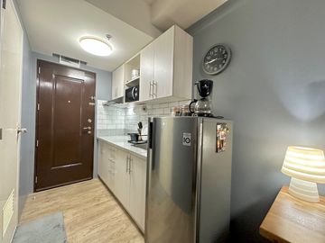 Upgraded Fully Furnished Studio Penthouse Unit For Sale at Stanford Suites 3 South Forbes Golf City, Silang, Cavite