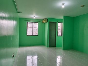 ONEMETROPOLITAN021XLR: For Sale Unfurnished Studio with Balcony in One Metropolitan Place