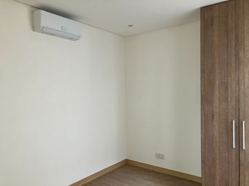 FOR SALE - 3 Storey Aerin Townhouse in M Residences New Manila, Quezon City