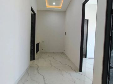 GRESS BARU! Rumah Manyar Jaya 2 Lantai Mewah Minimalis Dekat Raya MERR Kertajaya Klampis SHM
