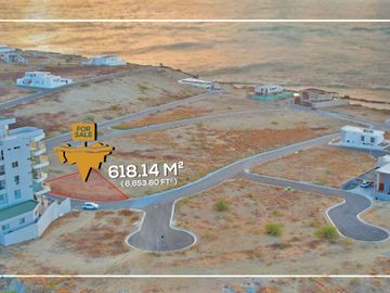Lote esquinero en Venta en la Urbanización Playa Alta, Santa Marianita.