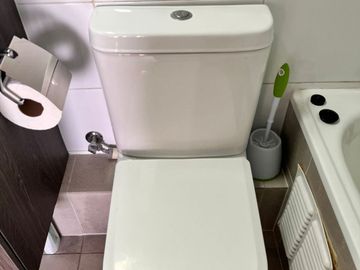 INVERSIONISTAS PRECIO INFERIOR A ESCRITURA DE COMPRA BELLO DEPTO. 1 CUADRA METRO MIRADOR