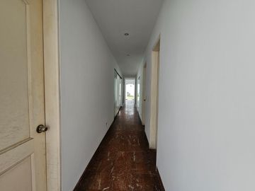 SE VENDE CASA EN LA MOLINA VIEJA