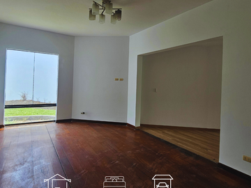 SE VENDE CASA EN LA MOLINA VIEJA