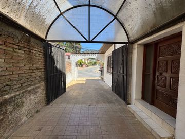 Gran casa 3 pisos en Barrio Universitario Concepción, Chorrillos