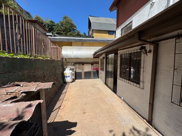 Gran casa 3 pisos en Barrio Universitario Concepción, Chorrillos