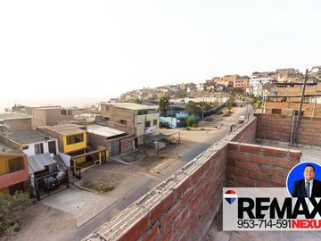 SE VENDE CASA DE TRES PISOS CON DOS LOCALES COMERCIALES EN AVENIDA EN SAN JUAN DE MIRAFLORES