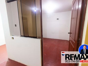 SE VENDE CASA DE TRES PISOS CON DOS LOCALES COMERCIALES EN AVENIDA EN SAN JUAN DE MIRAFLORES