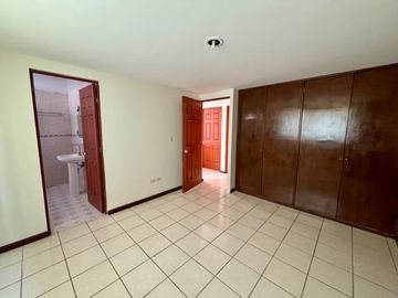 CASA EN VENTA FRENTE A COLONIA EL MIRADOR CERCA BUAP, PARQUE ECOLOGICO, ZONA MILITAR