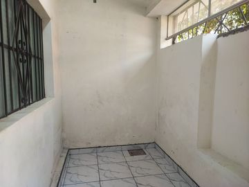 Venta De Amplio Departamento – En Pleno Corazon Comercial De Lima Norte