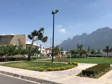 Casa en Venta en Cumbres Montenova, Garcia