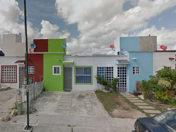 VENTA DE CASA EN HACIENDA DEL CARIBE, BENITO JUAREZ CANCUN QUINTANA ROO, MEX.