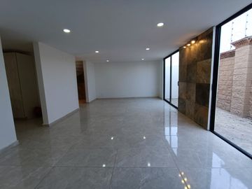 CASA EN VENTA CON 3 RECÁMARAS EN PARQUE HABANA
