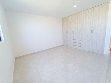 CASA EN VENTA CON 3 RECÁMARAS EN PARQUE HABANA