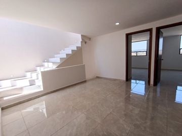 CASA EN VENTA CON 3 RECÁMARAS EN PARQUE HABANA