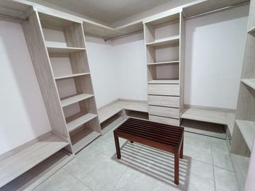 CASA EN VENTA CON 3 RECÁMARAS EN PARQUE HABANA