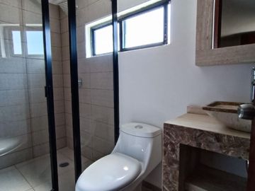 CASA EN VENTA CON 3 RECÁMARAS EN PARQUE HABANA