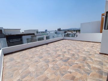 CASA EN VENTA CON 3 RECÁMARAS EN PARQUE HABANA