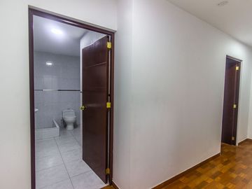 SE VENDE DEPARTAMENTO TRIPLEX EN VILLA MARIA DEL TRIUNFO