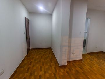 SE VENDE DEPARTAMENTO TRIPLEX EN VILLA MARIA DEL TRIUNFO