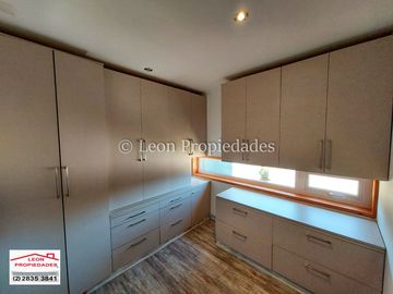 León Propiedades arrienda hermosa casa en sector Alhué