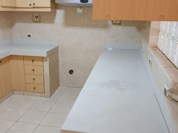 SE VENDE LINDO DEPARTAMENTO DE 105 M2 , CERCA A COLEGIOS EN VALLE HERMOSO. SURCO