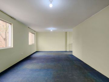 Vendo casa, 278 m2, 4 pisos, 4 hab, 3 baños, 2 cocheras, La Virreyna, Surco