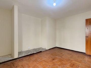 Vendo casa, 278 m2, 4 pisos, 4 hab, 3 baños, 2 cocheras, La Virreyna, Surco