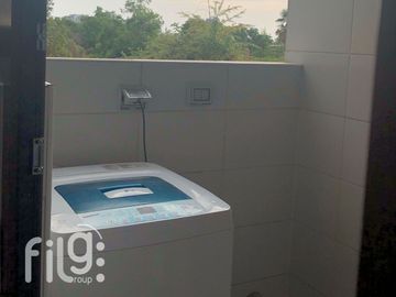 VENDO DEPARTAMENTO SEMI NUEVO COMUNA LAS CONDES