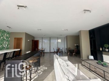 VENDO DEPARTAMENTO SEMI NUEVO COMUNA LAS CONDES