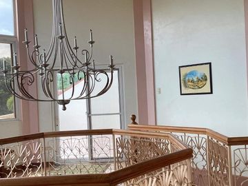 House and Lot for Sale Talisay Batangas with beautiful view of the Lake