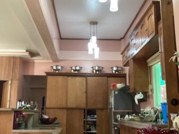 House and Lot for Sale Talisay Batangas with beautiful view of the Lake