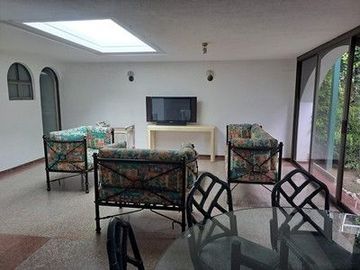 VENTA DE HERMOSA RESIDENCIA EN CLUB DE GOLF LAS FUENTES, PUEBLA