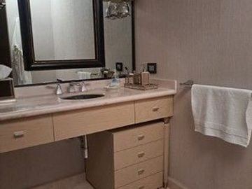 VENTA DE HERMOSA RESIDENCIA EN CLUB DE GOLF LAS FUENTES, PUEBLA