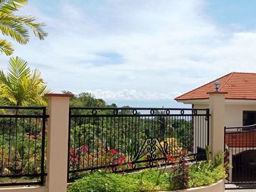 HOUSE AND LOT FOR SALE SIQ00140