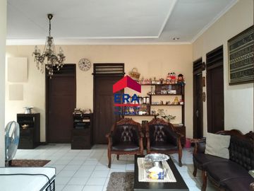Dijual Rumah Strategis di Jl. Antena, Radio Dalam, Jakarta Selatan – Ideal untuk Kos-kosan atau Rumah Tinggal