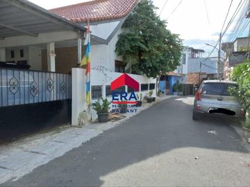 Dijual Rumah Strategis di Jl. Antena, Radio Dalam, Jakarta Selatan – Ideal untuk Kos-kosan atau Rumah Tinggal
