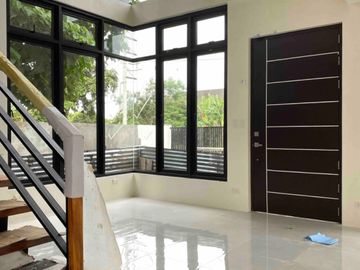 BRAND NEW 4-Bed house for sale Riviera Golf Estate, Silang. ONLY P22m