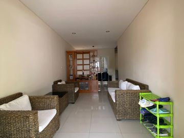 Dijual murah rumah terawat bisa di beli sebagian