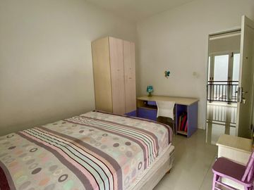 Dijual murah rumah terawat bisa di beli sebagian