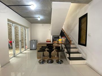 Dijual murah rumah terawat bisa di beli sebagian