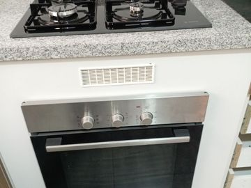 VENTA DE DEPARTAMENTO TRIPLEX, 3 DORMITORIOS, 3 BAÑOS, BALCON, PATIO INTERIOR