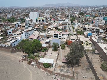 SE VENDE CASA A PRECIO DE TERRENO EN LOS OLIVOS URB. COVIDA