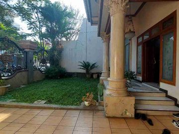 Rumah dijual Lokasi Sangat Strategis di Soekarno Hatta Kota Malang