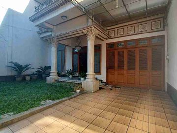 Rumah dijual Lokasi Sangat Strategis di Soekarno Hatta Kota Malang