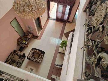 Rumah dijual Lokasi Sangat Strategis di Soekarno Hatta Kota Malang