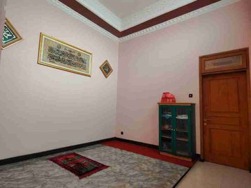 Rumah dijual Lokasi Sangat Strategis di Soekarno Hatta Kota Malang
